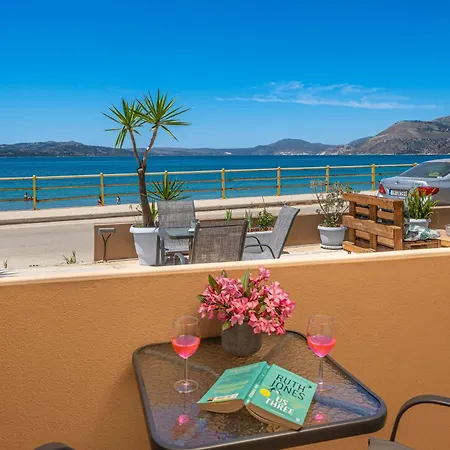 Egialion Iqia * Argostoli (Kefalonia)