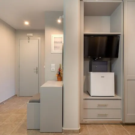 Apartment Egialion Iqia *