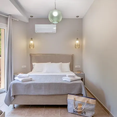 Egialion Iqia * Argostoli (Kefalonia)