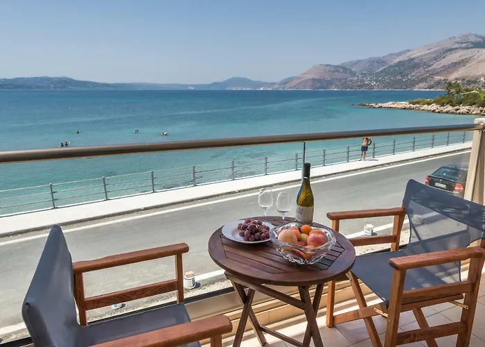 شقة Egialion Iqia *